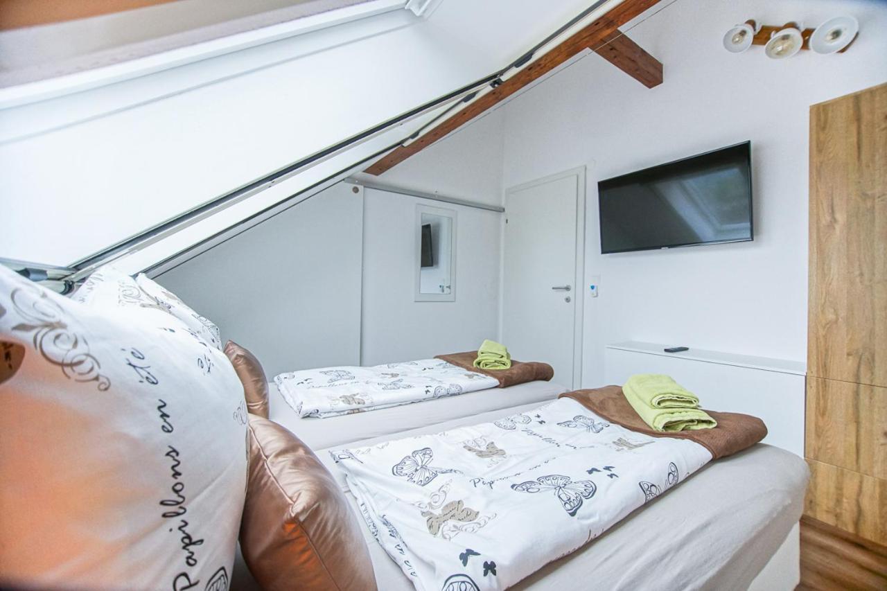Apartment Auszeit Steiraland 1 Mit Privaten Garten Ueberdachter Terrasse Und Parken *