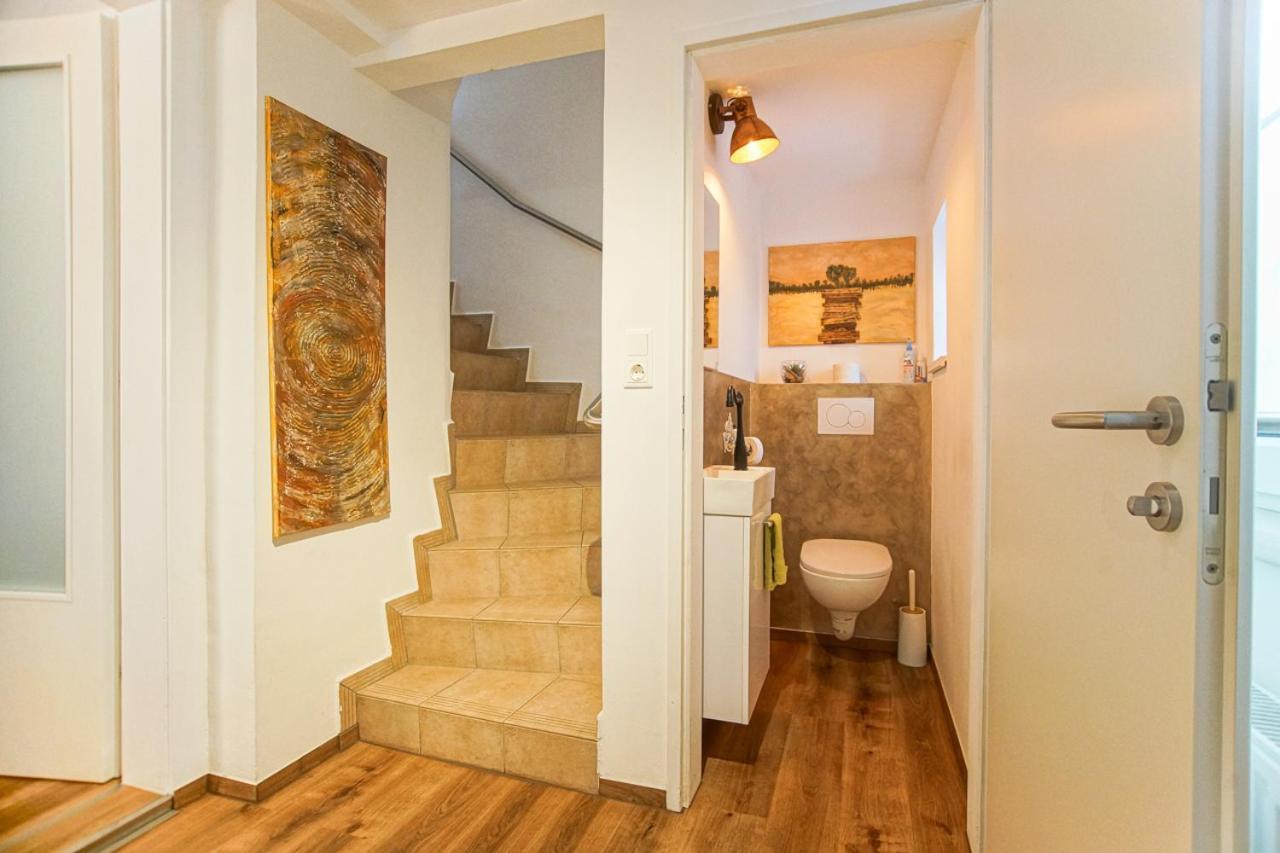 Auszeit Steiraland 1 Mit Privaten Garten Ueberdachter Terrasse Und Parken Apartment